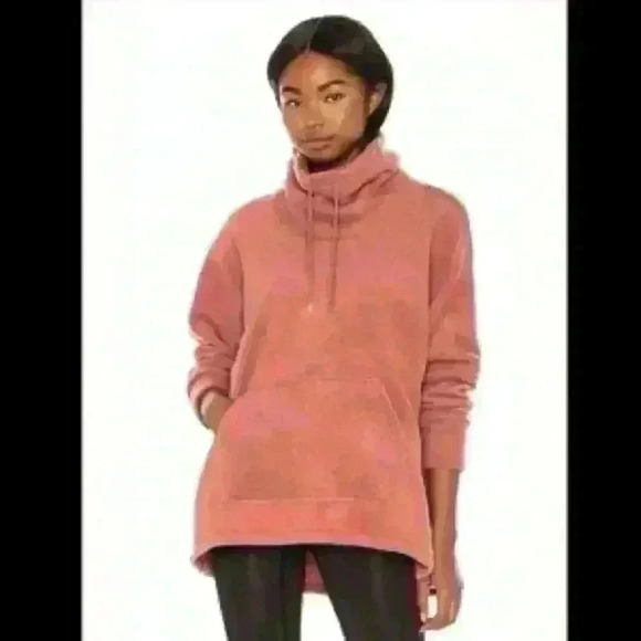 NIKE
Thermal Cozy Cowl Sweater In Coral SIZE XS - Picture 3 of 8